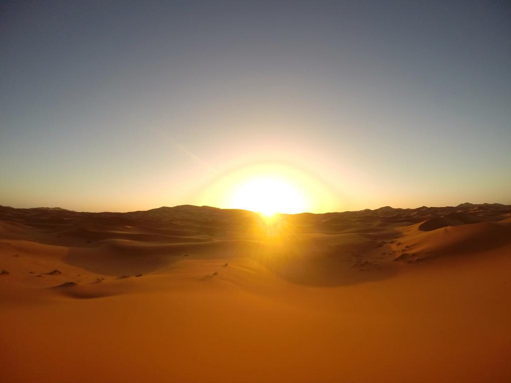 Отель Camel Trek Bivouac Мерзуга Номер фото