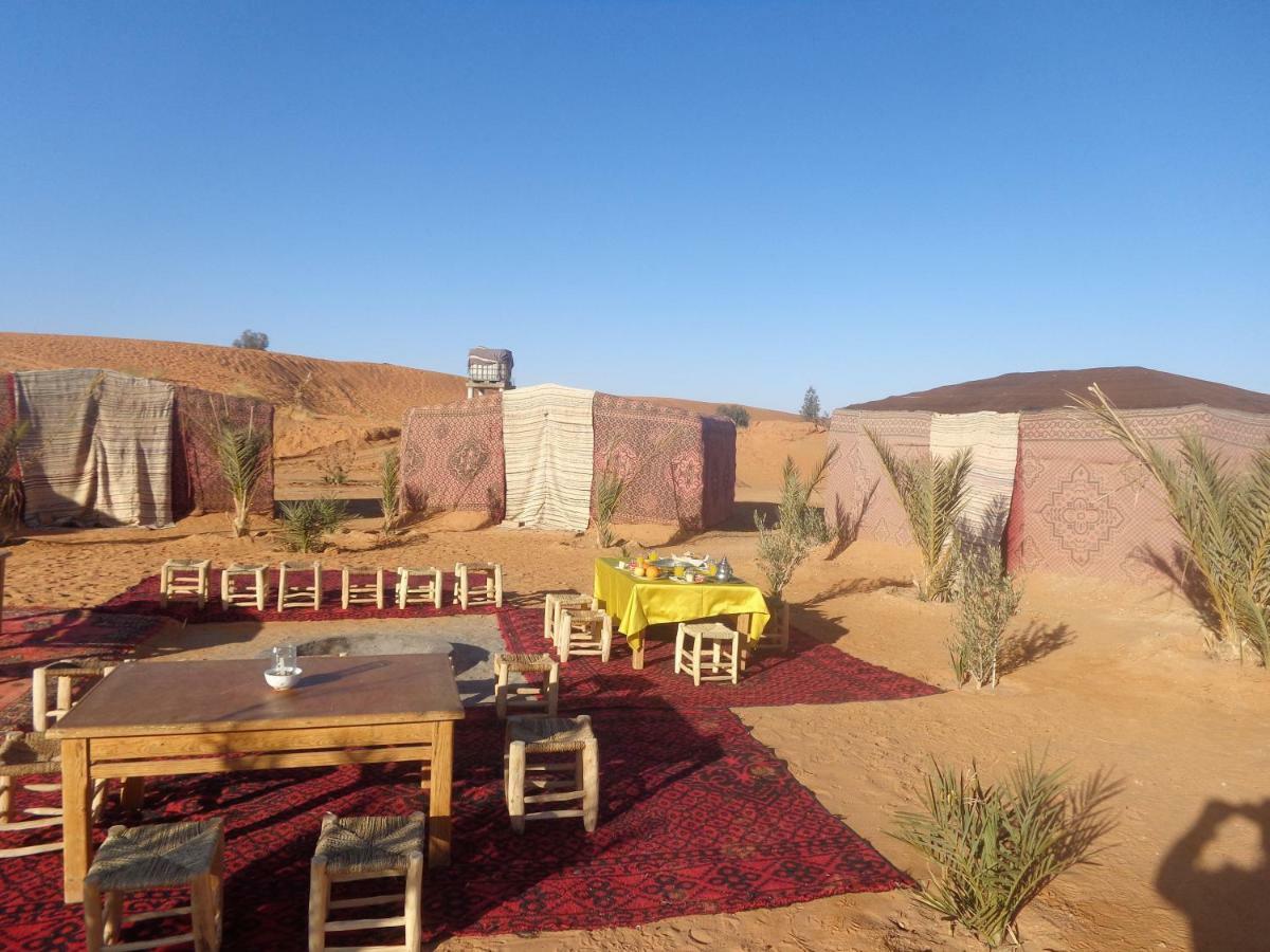 Отель Camel Trek Bivouac Мерзуга Экстерьер фото